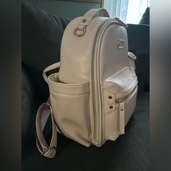 Blush Itzy Ritzy Mini - Picture 4 of 7